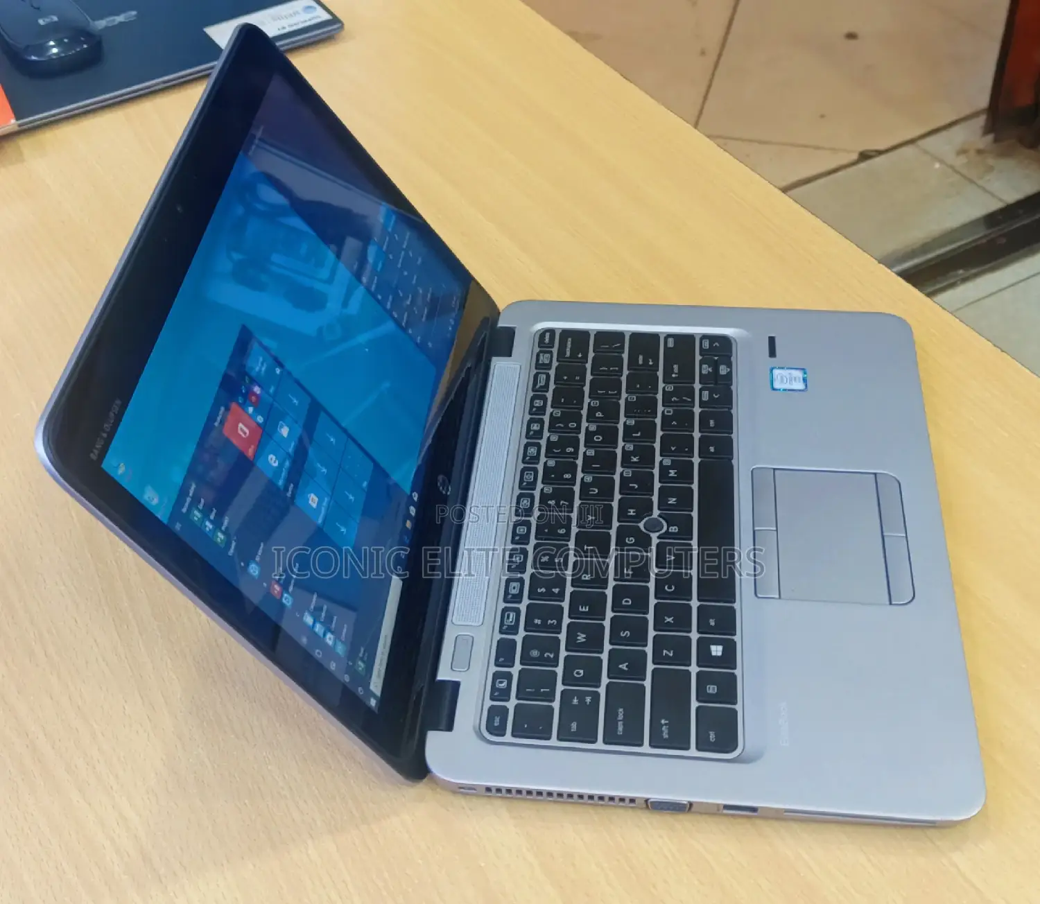 Laptop HP EliteBook 820 G3 8GB Intel Core I7 500GB