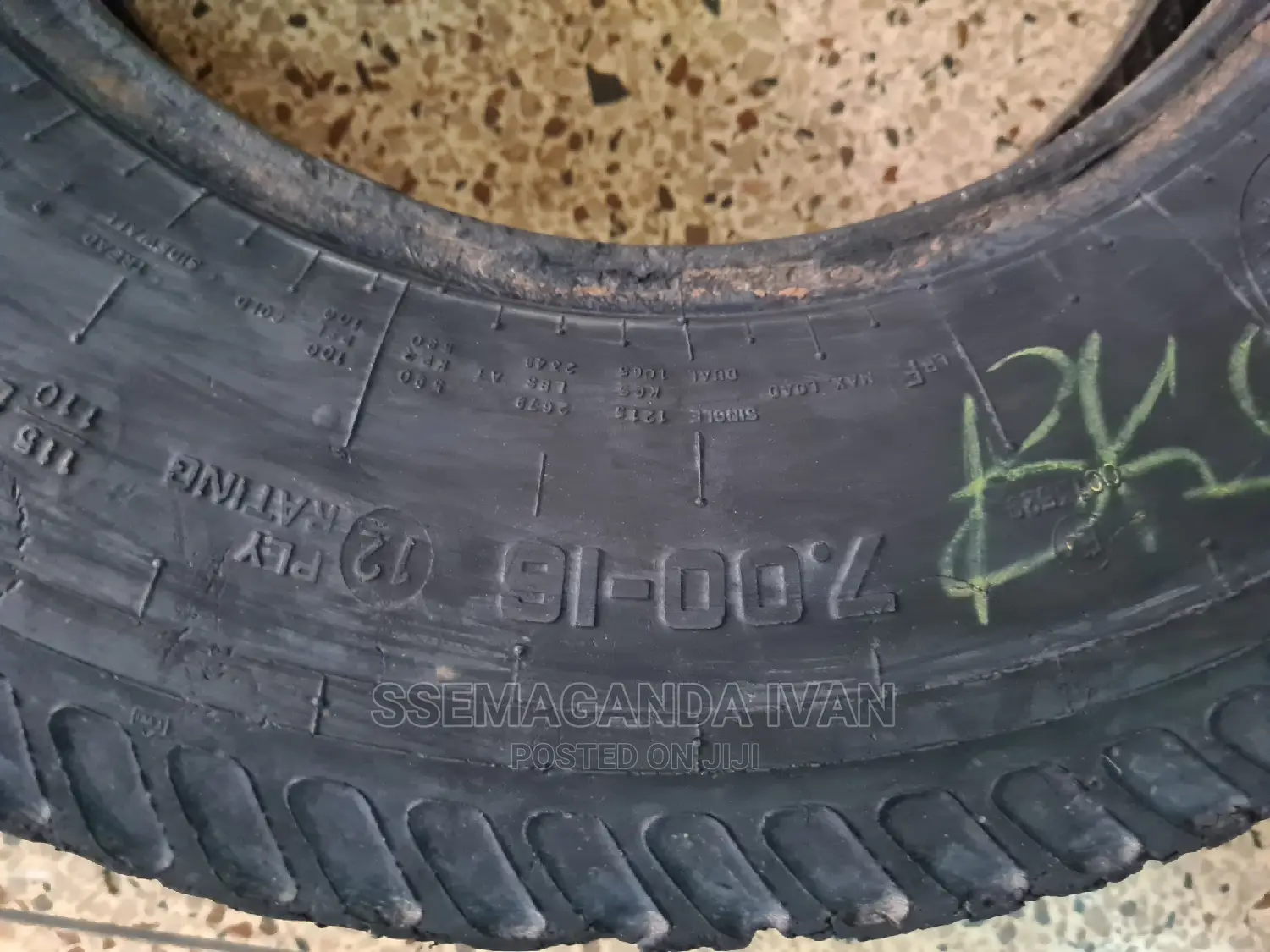 Second Hand 700r15 Front Tires
