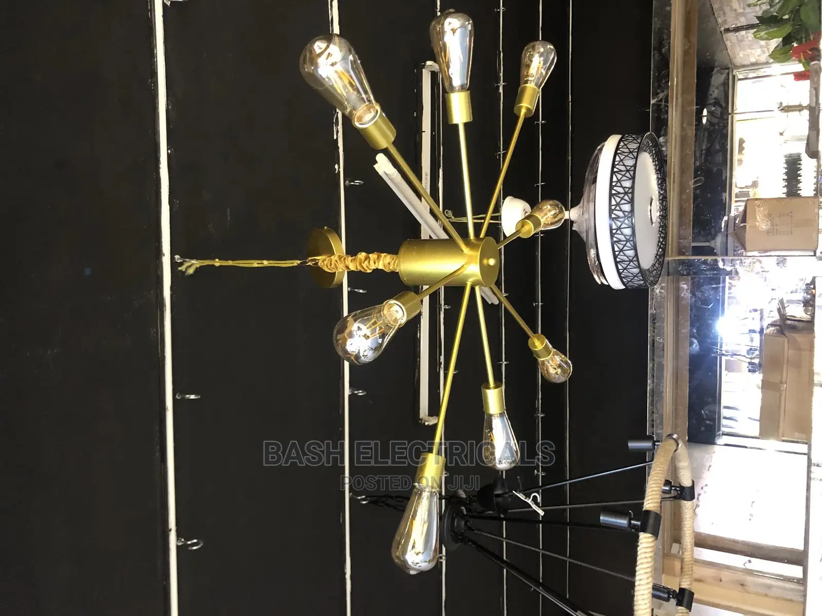 Pendant Holder With Glass