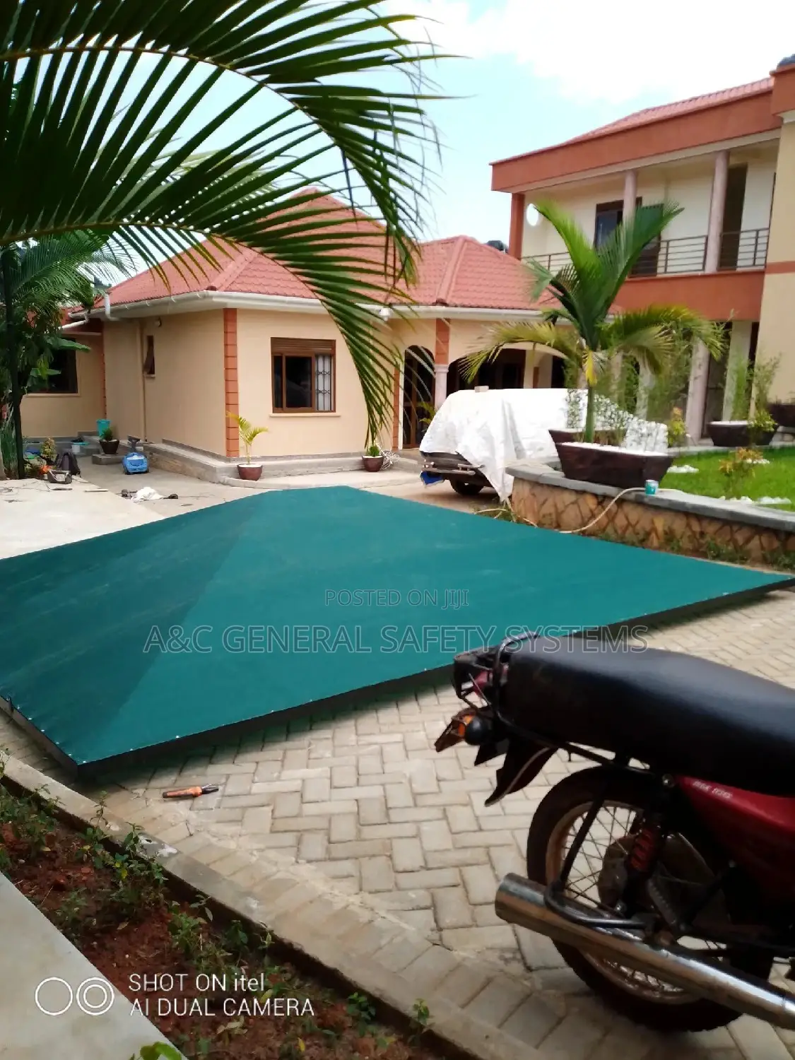 Single Car Shade Parking Canopy Water and Sun Proof 100%