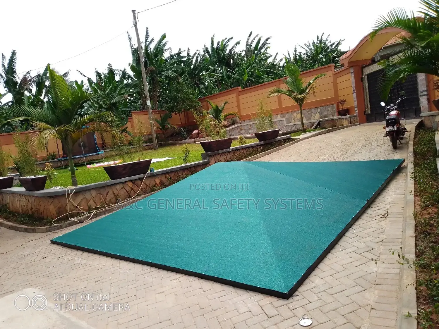 Single Car Shade Parking Canopy Water and Sun Proof 100%