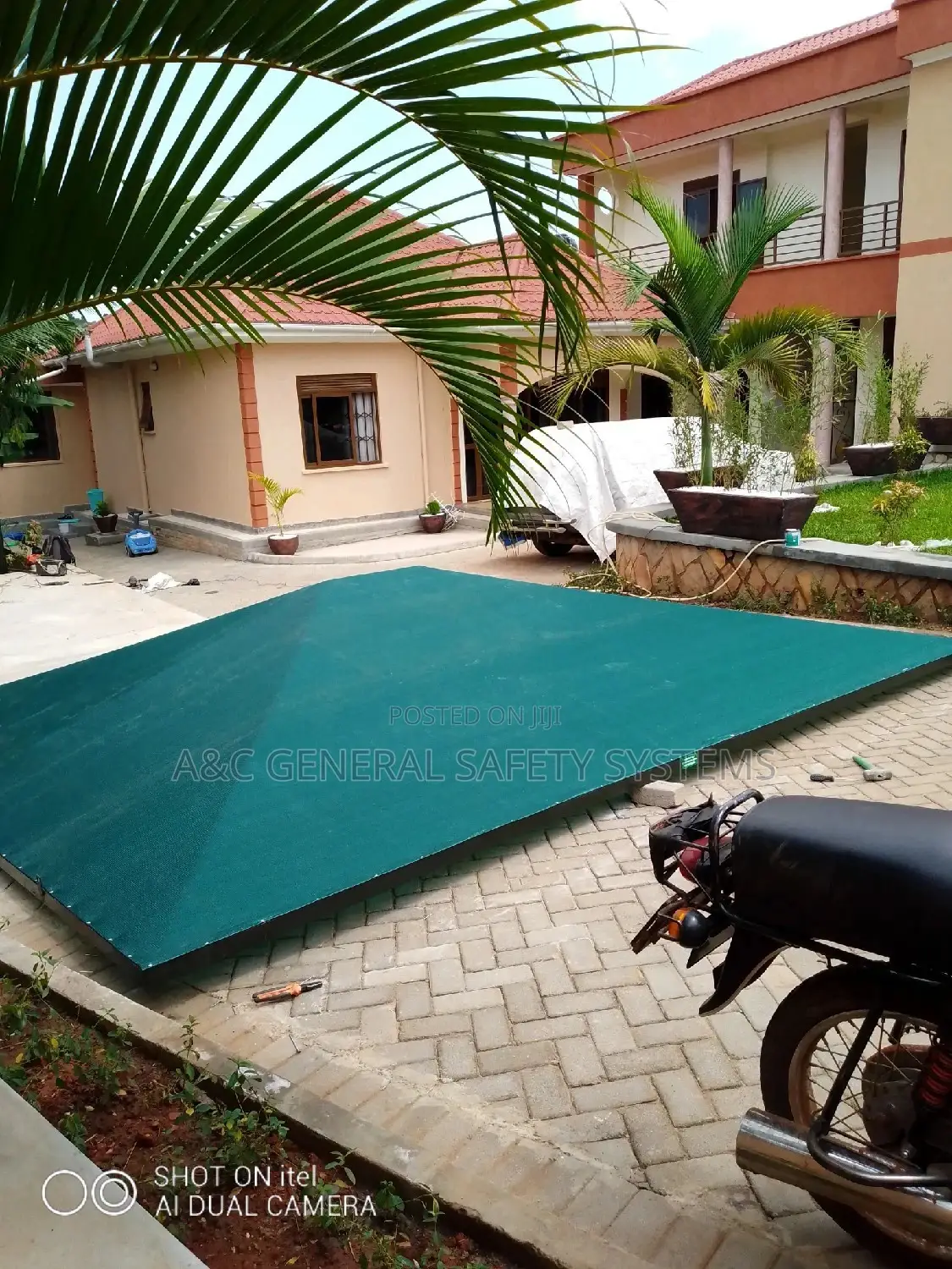 Single Car Shade Parking Canopy Water and Sun Proof 100%