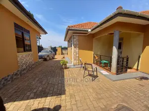 Furnished 5bdrm Bungalow in Kira for Sale