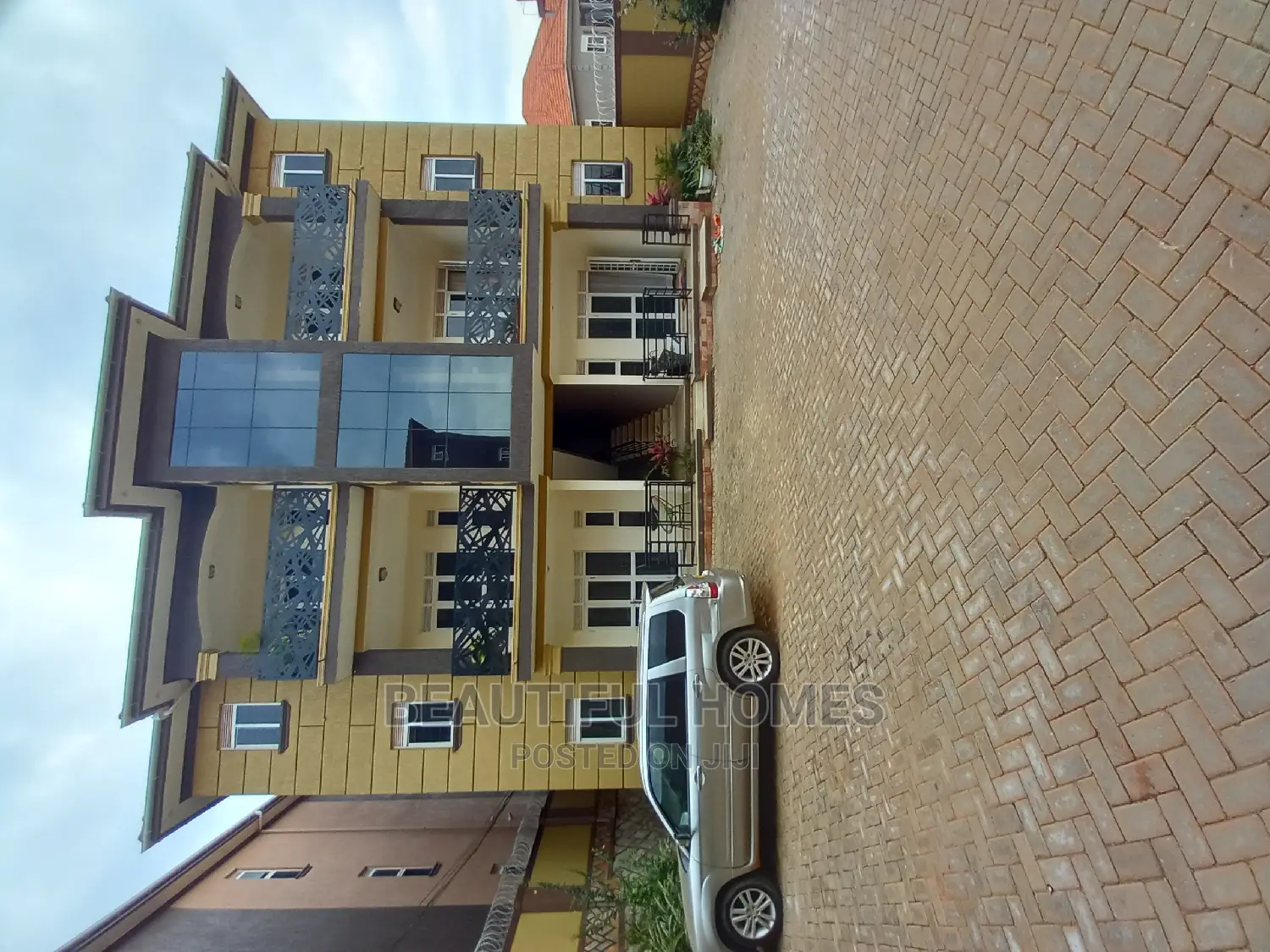 Furnished 2bdrm Apartment in Kisaasi, Central Division for Sale