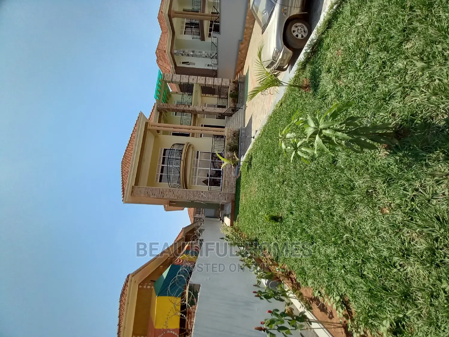Furnished 6bdrm Mansion in Kira for Sale