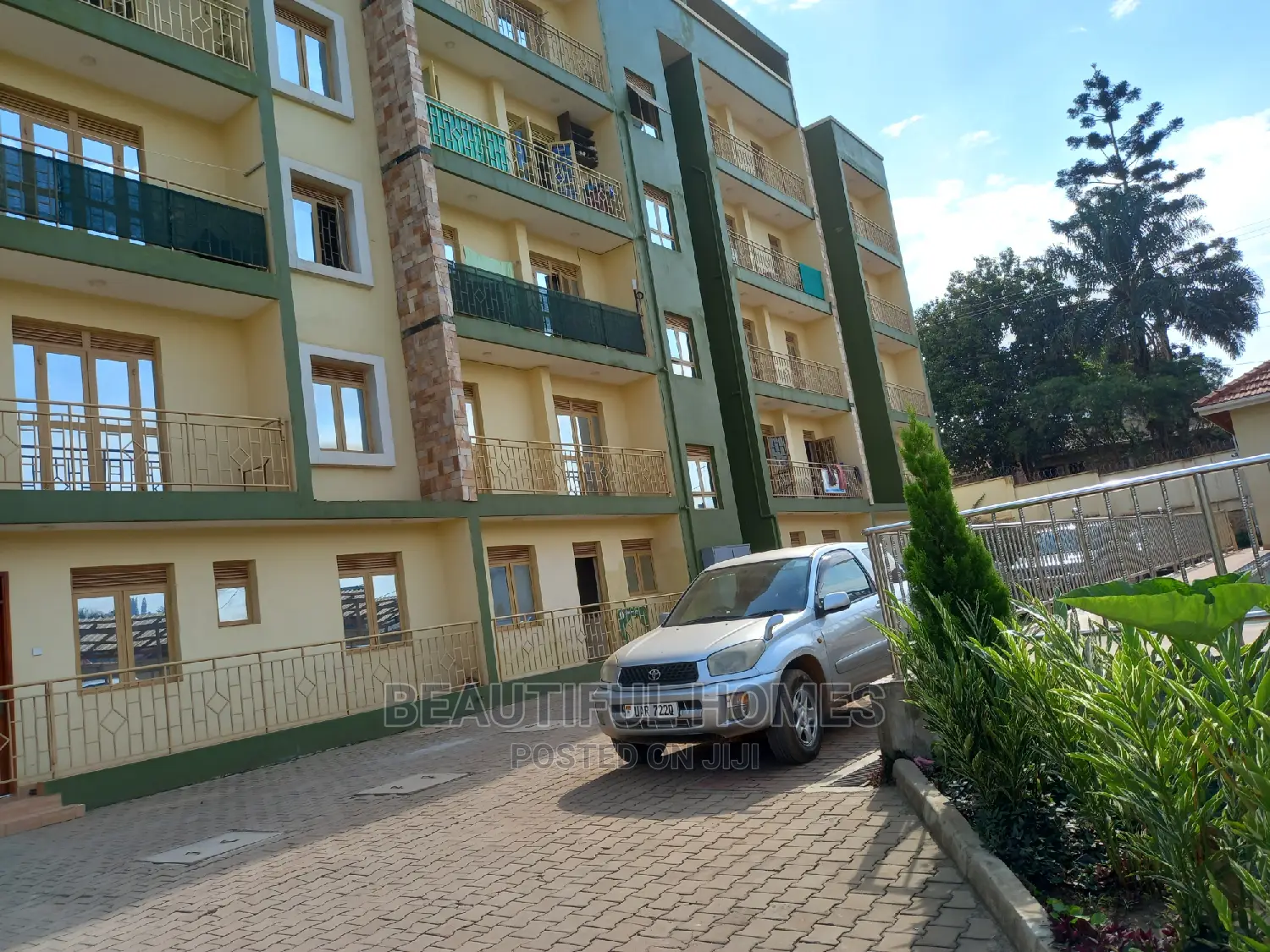 Furnished 2bdrm Condo in Bukoto, Central Division for Sale