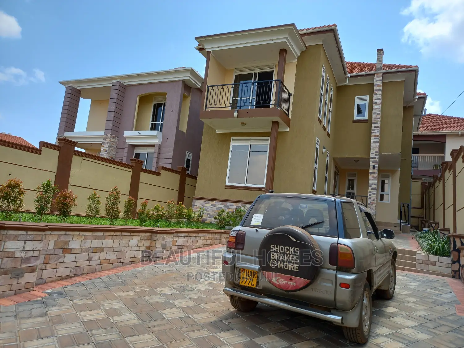 Furnished 4bdrm House in Kira for Sale