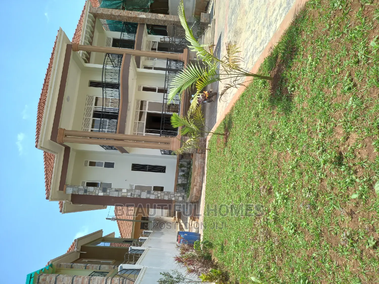 Furnished 6bdrm House in Kira for Sale