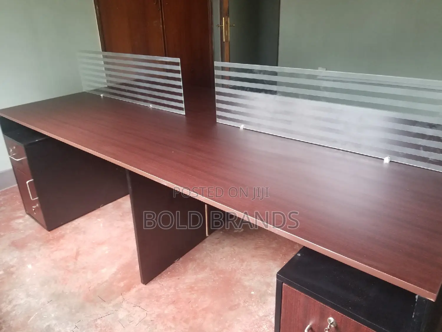 4 Seater Work Stations