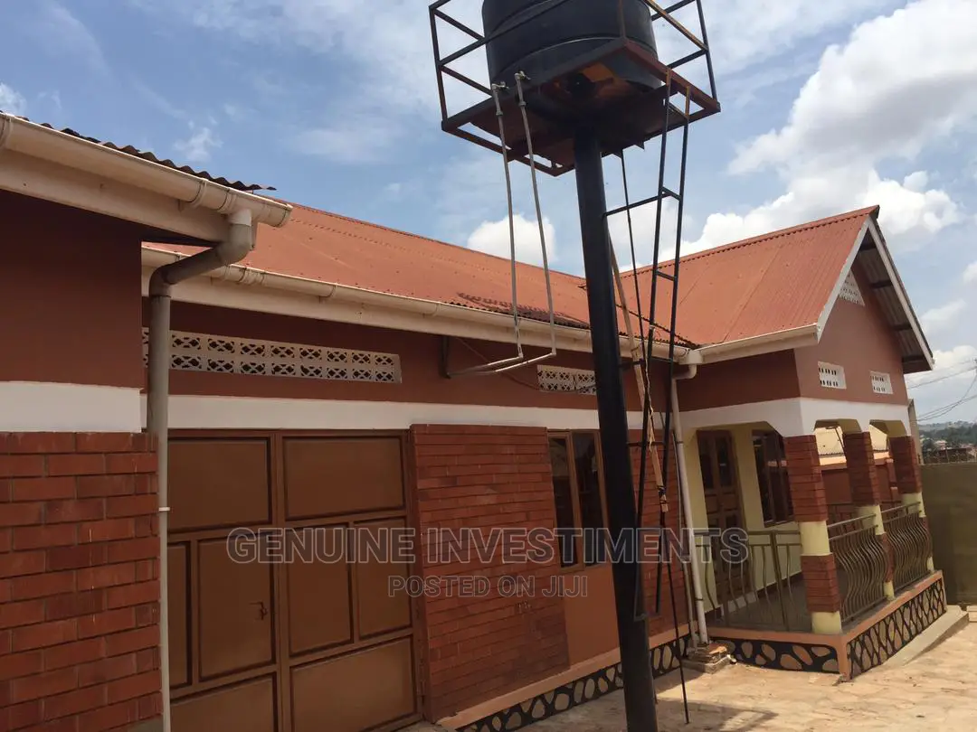 Furnished 3bdrm Bungalow in Omillo Estate, Rubaga for Sale