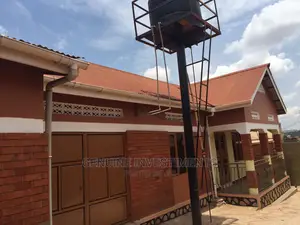 Furnished 3bdrm Bungalow in Omillo Estate, Rubaga for Sale