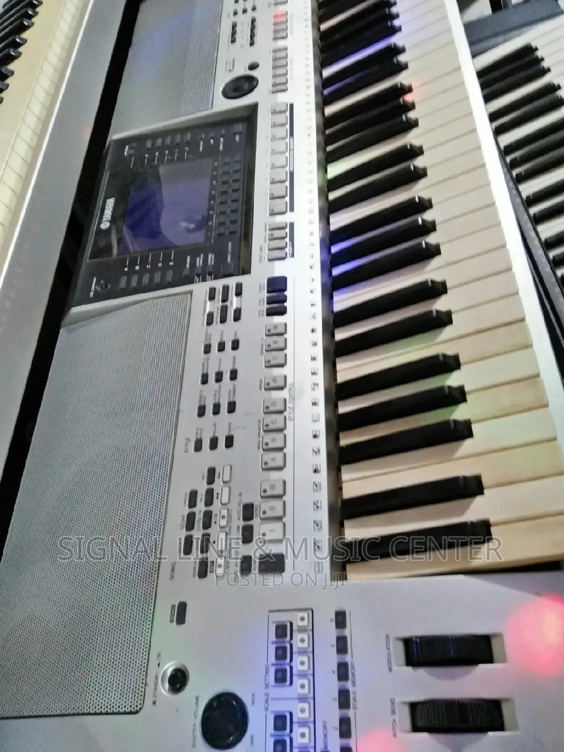 Yamaha PSR S700 Uk Used Origional