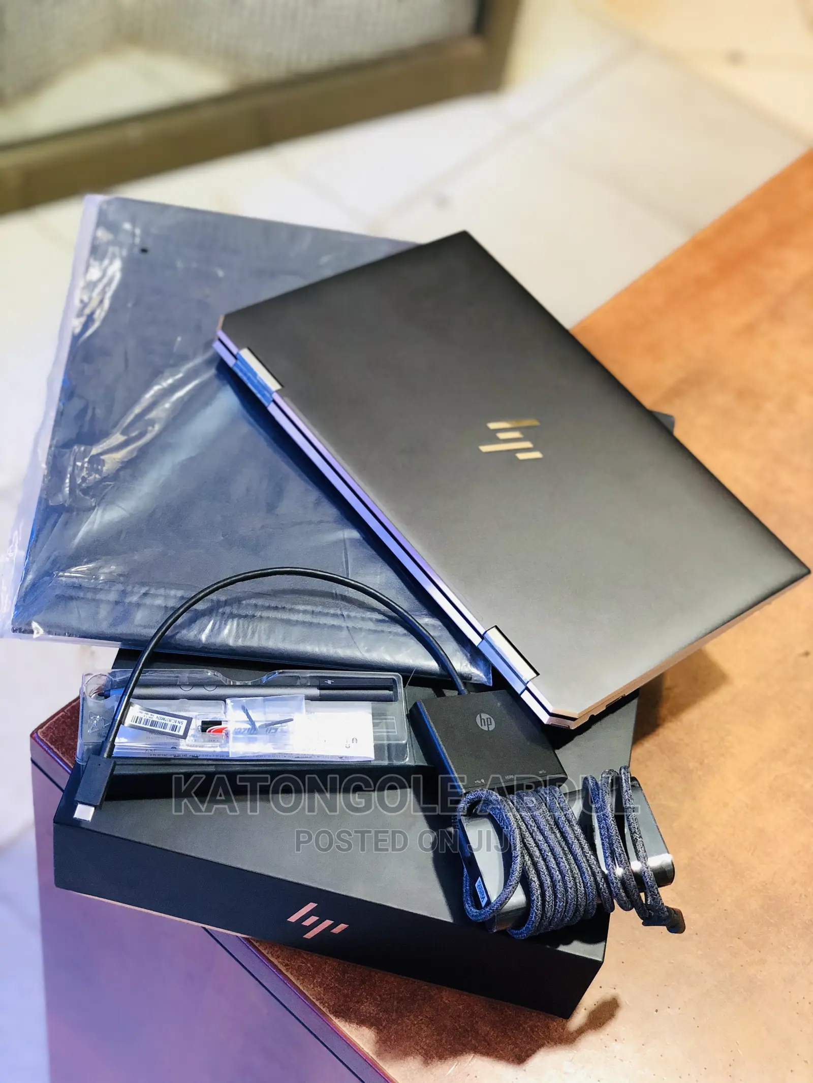New Laptop HP Spectre 13 16GB Intel Core I7 SSD 2T