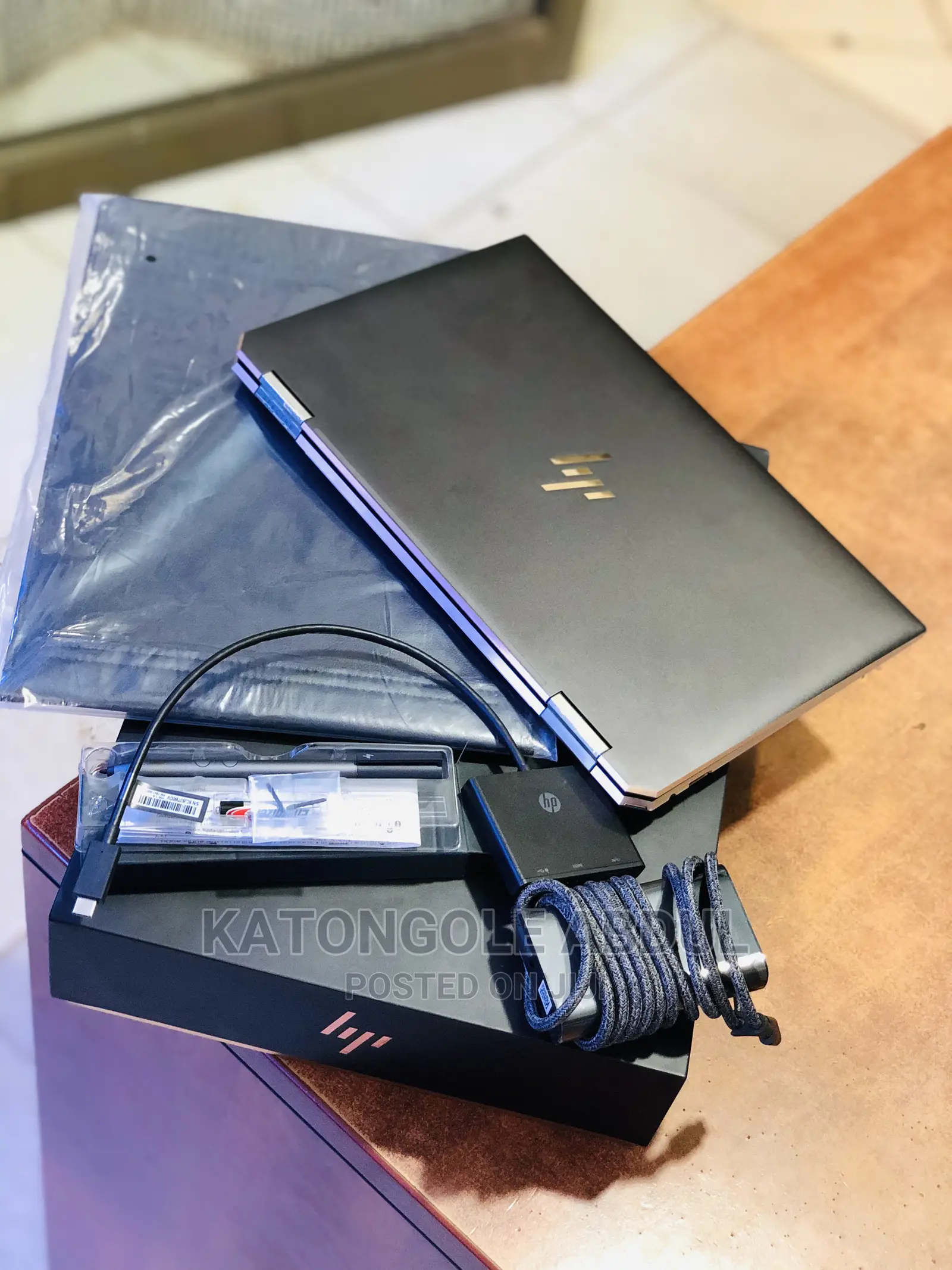 New Laptop HP Spectre 13 16GB Intel Core I7 SSD 2T