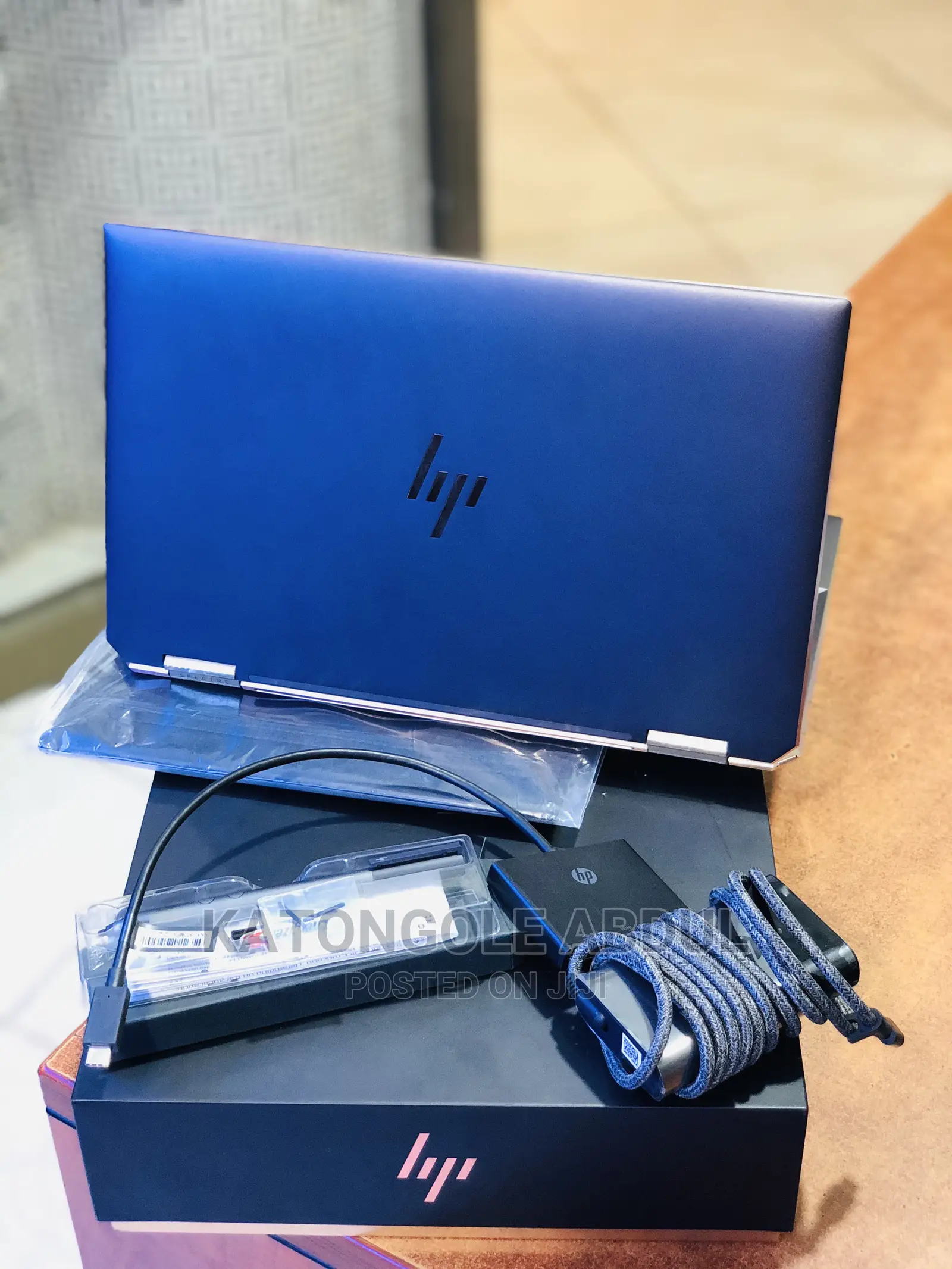 New Laptop HP Spectre 13 16GB Intel Core I7 SSD 2T