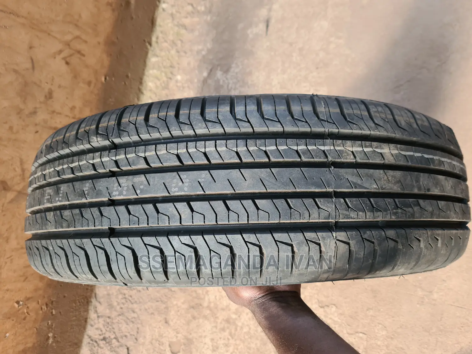 225/65r17 Achilles Tyres