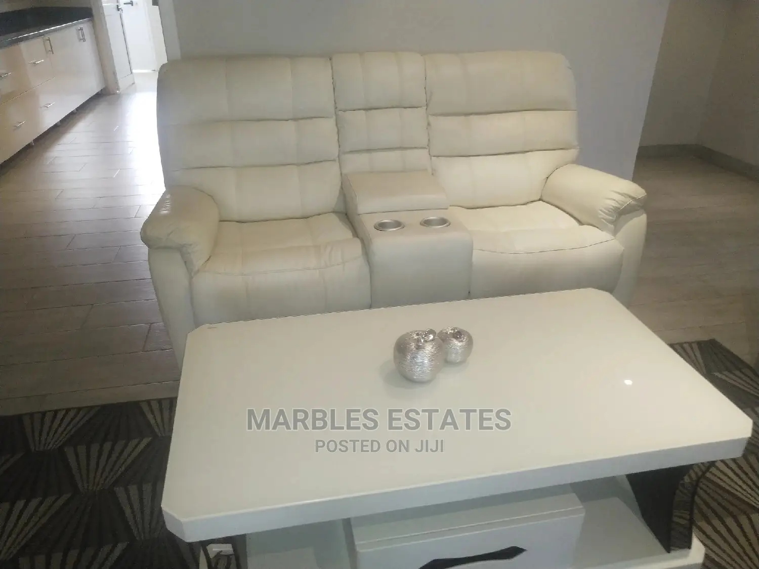 Furnished 4bdrm Apartment in Kololo, Central Division for Rent