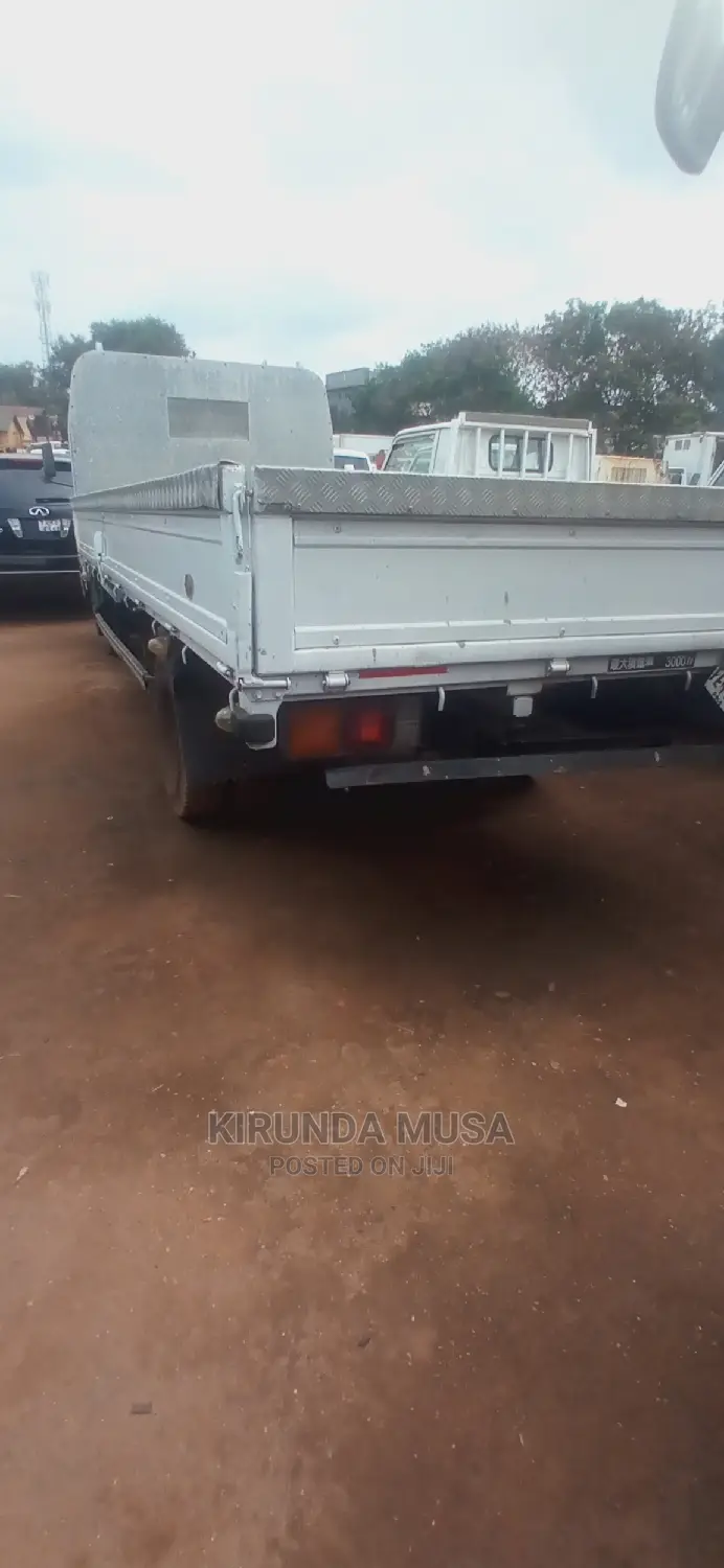 Mitibishi Canter