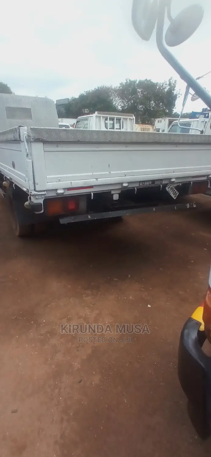 Mitibishi Canter