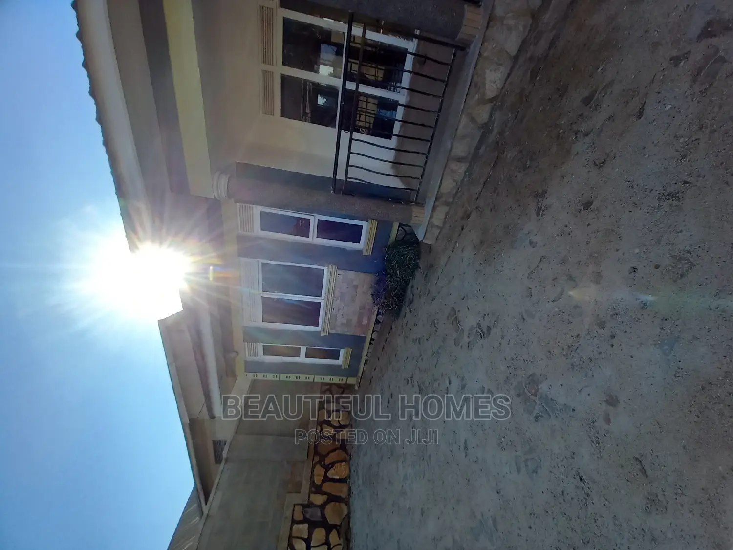 Furnished 4bdrm House in Kira for Sale
