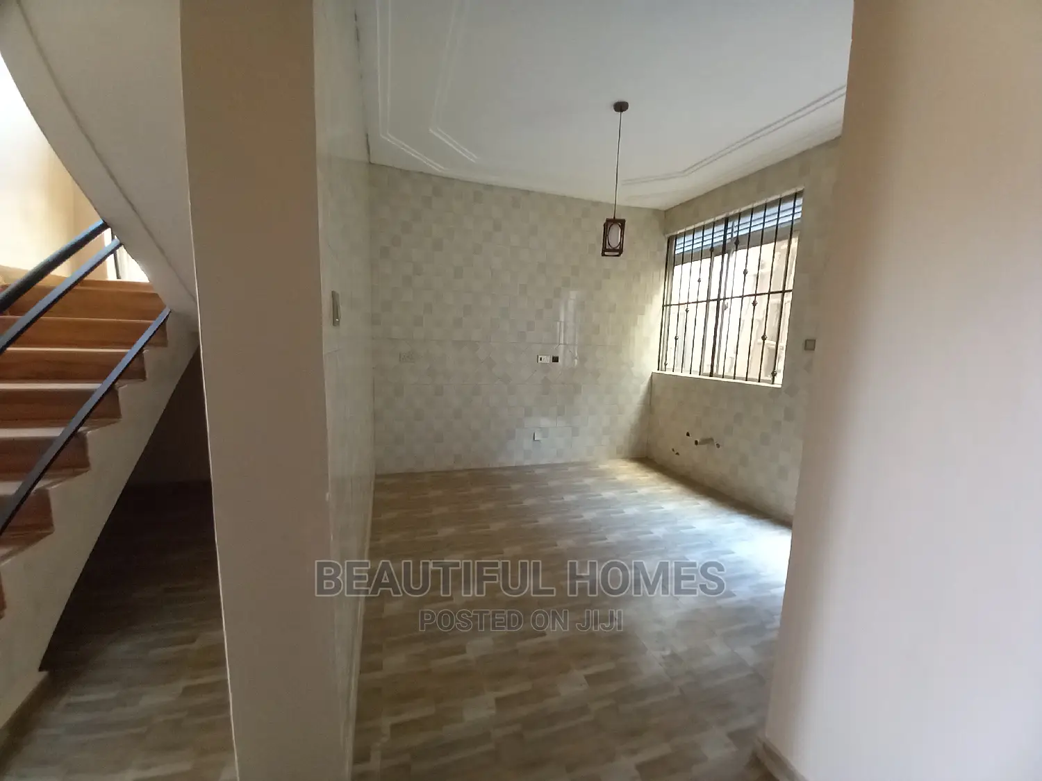 Furnished 4bdrm House in Kira for Sale