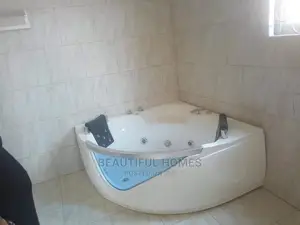 Furnished 4bdrm House in Kira for Sale