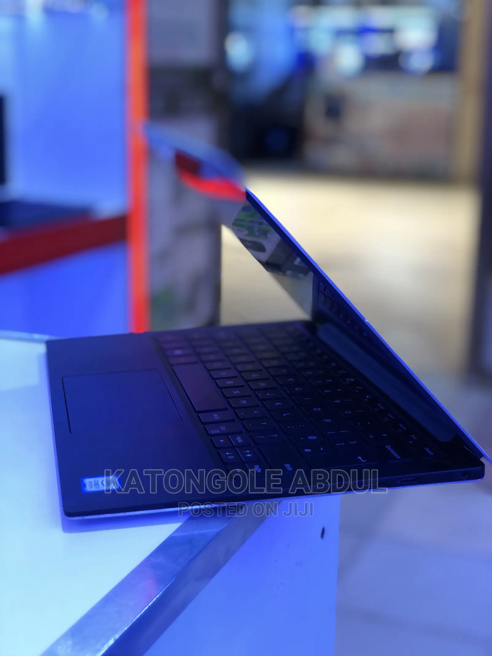 New Laptop Dell XPS 13 9370 8GB Intel Core I7 SSD 512GB