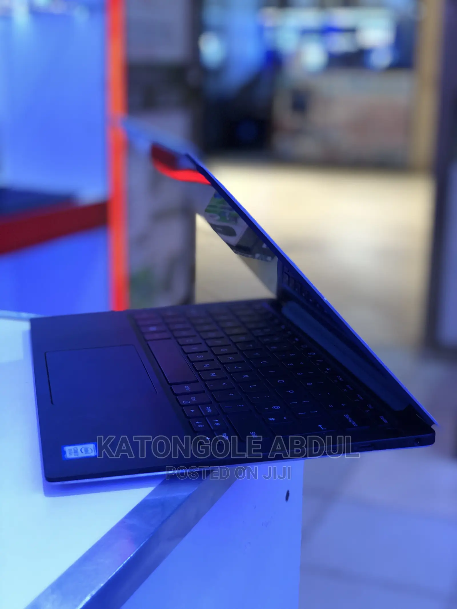 New Laptop Dell XPS 13 9370 8GB Intel Core I7 SSD 512GB