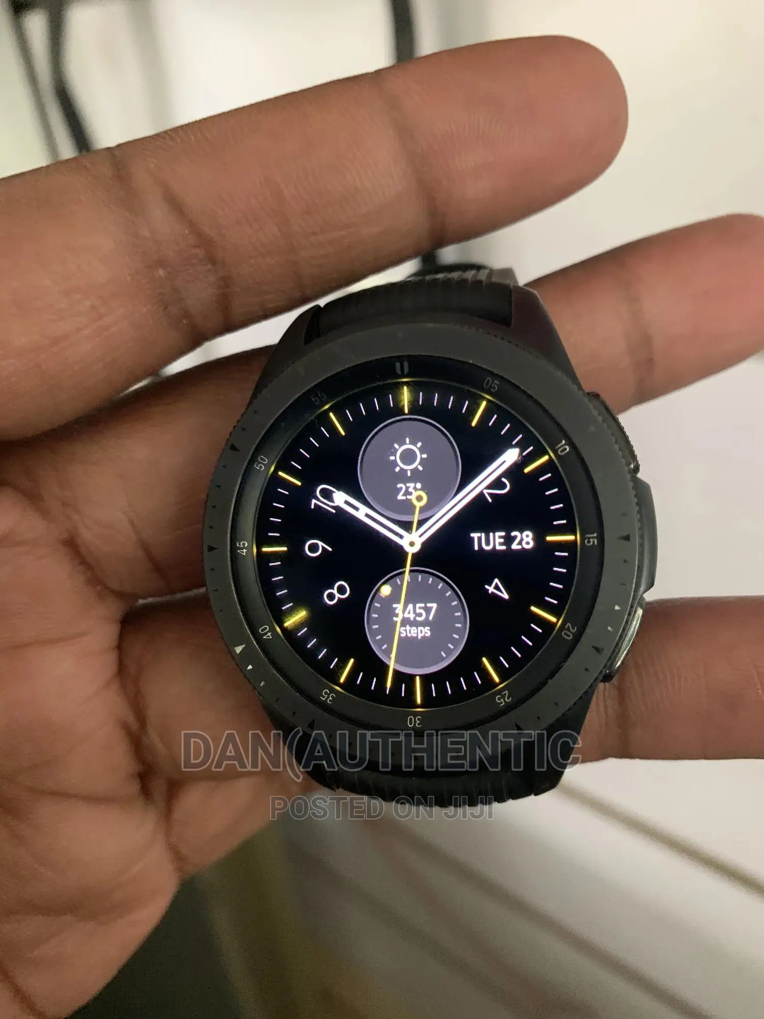 Galaxy Watch 42mm Almost New Has Been Used for a Few Months