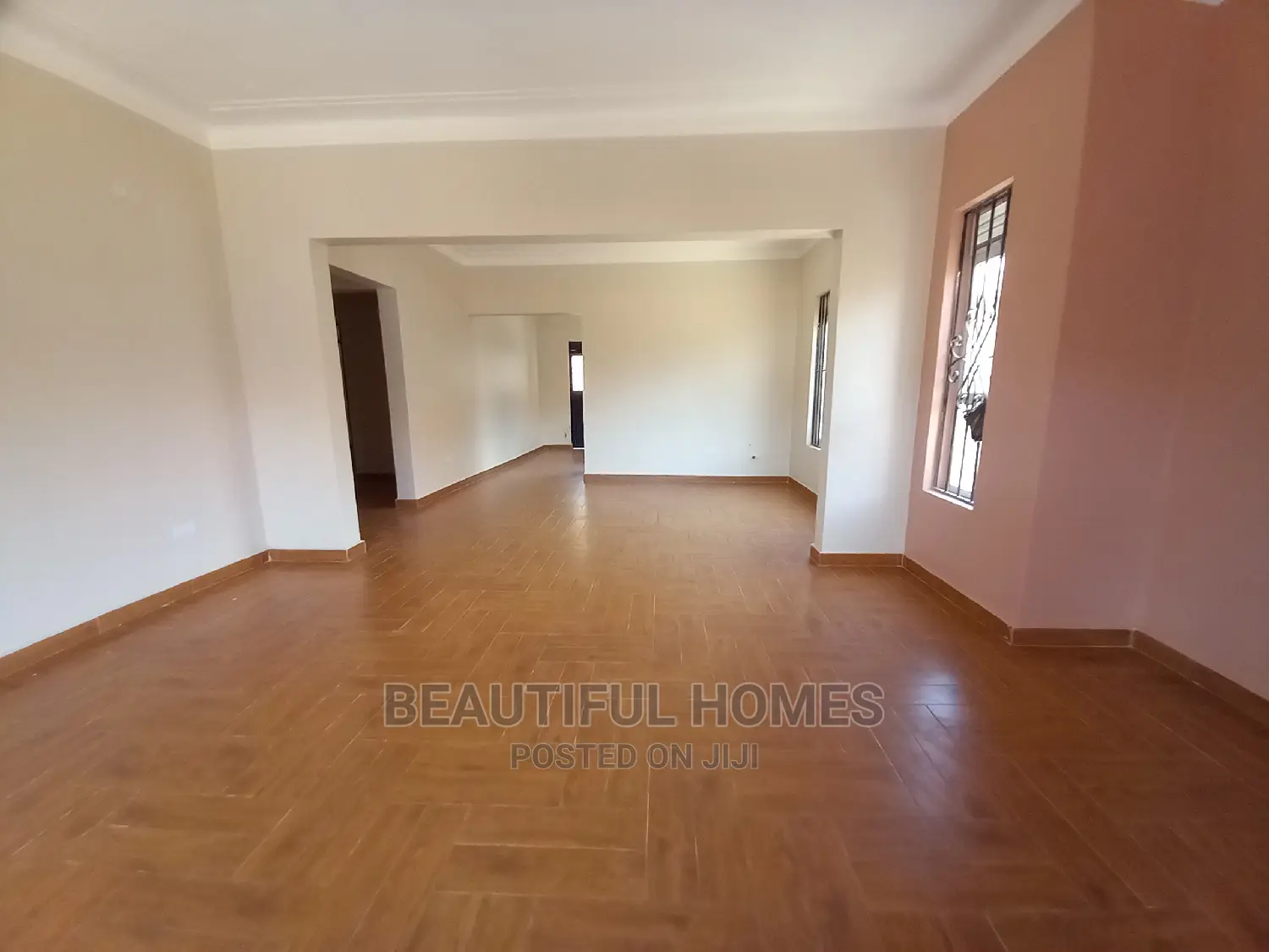 Furnished 4bdrm House in Kira for Sale