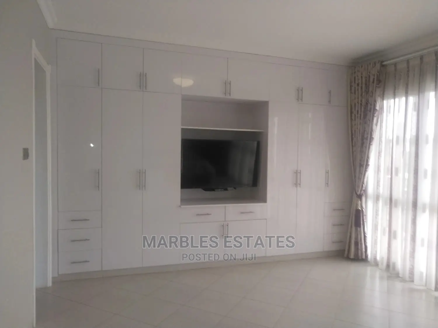 Furnished 3bdrm Apartment in Kololo, Central Division for Rent