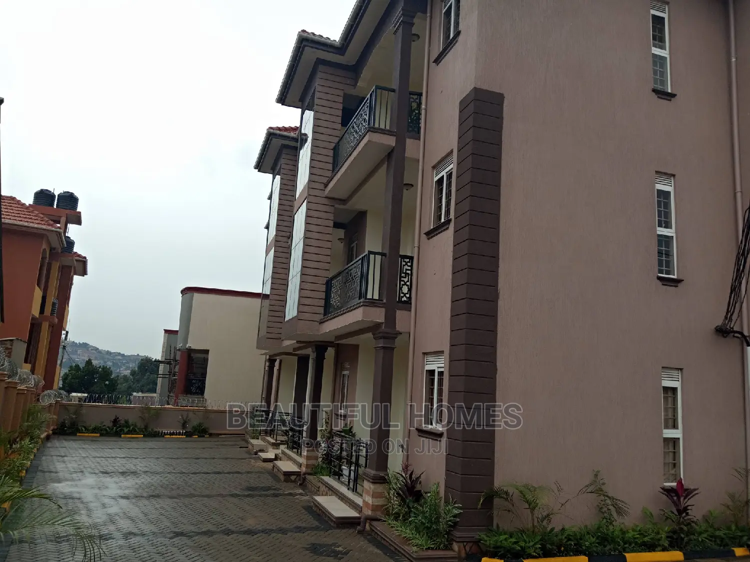 Furnished 2bdrm Apartment in Kisaasi, Central Division for Sale