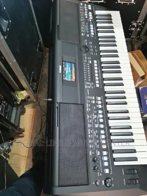 Yamaha Keyboard PSR-Sx600/ Pion