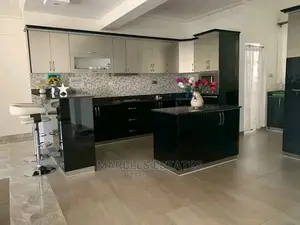 Furnished 3bdrm Apartment in Kololo, Central Division for Rent