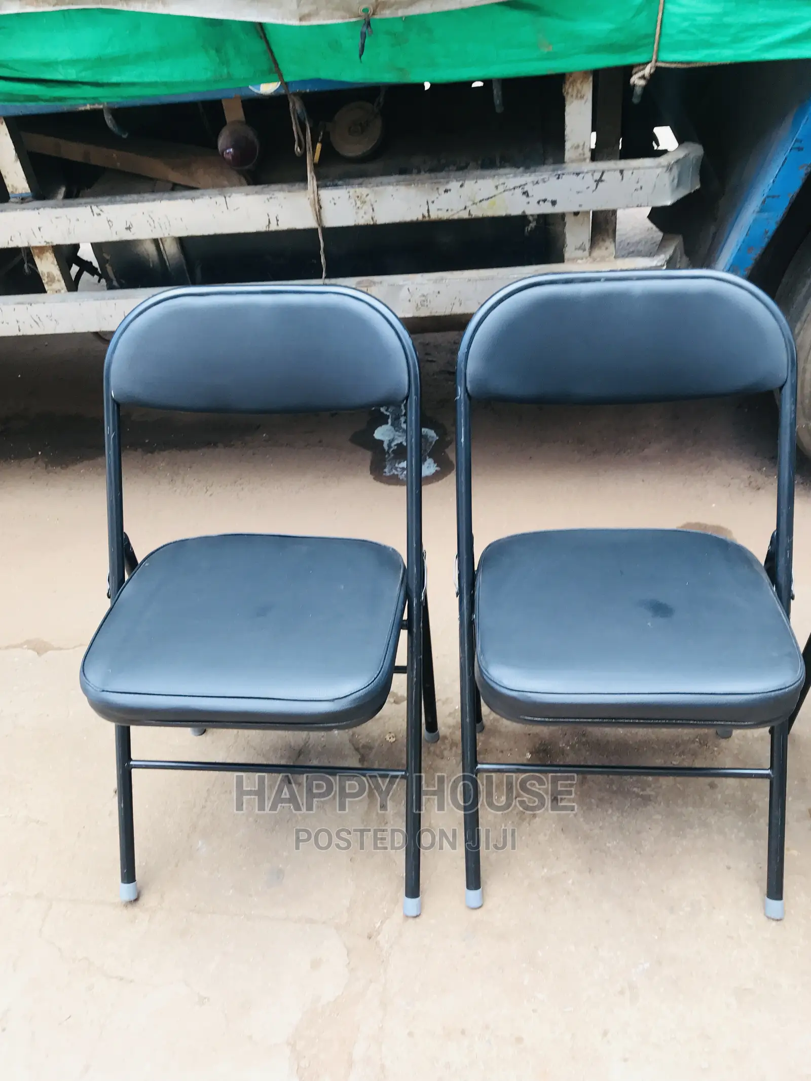 Foldable Chairs