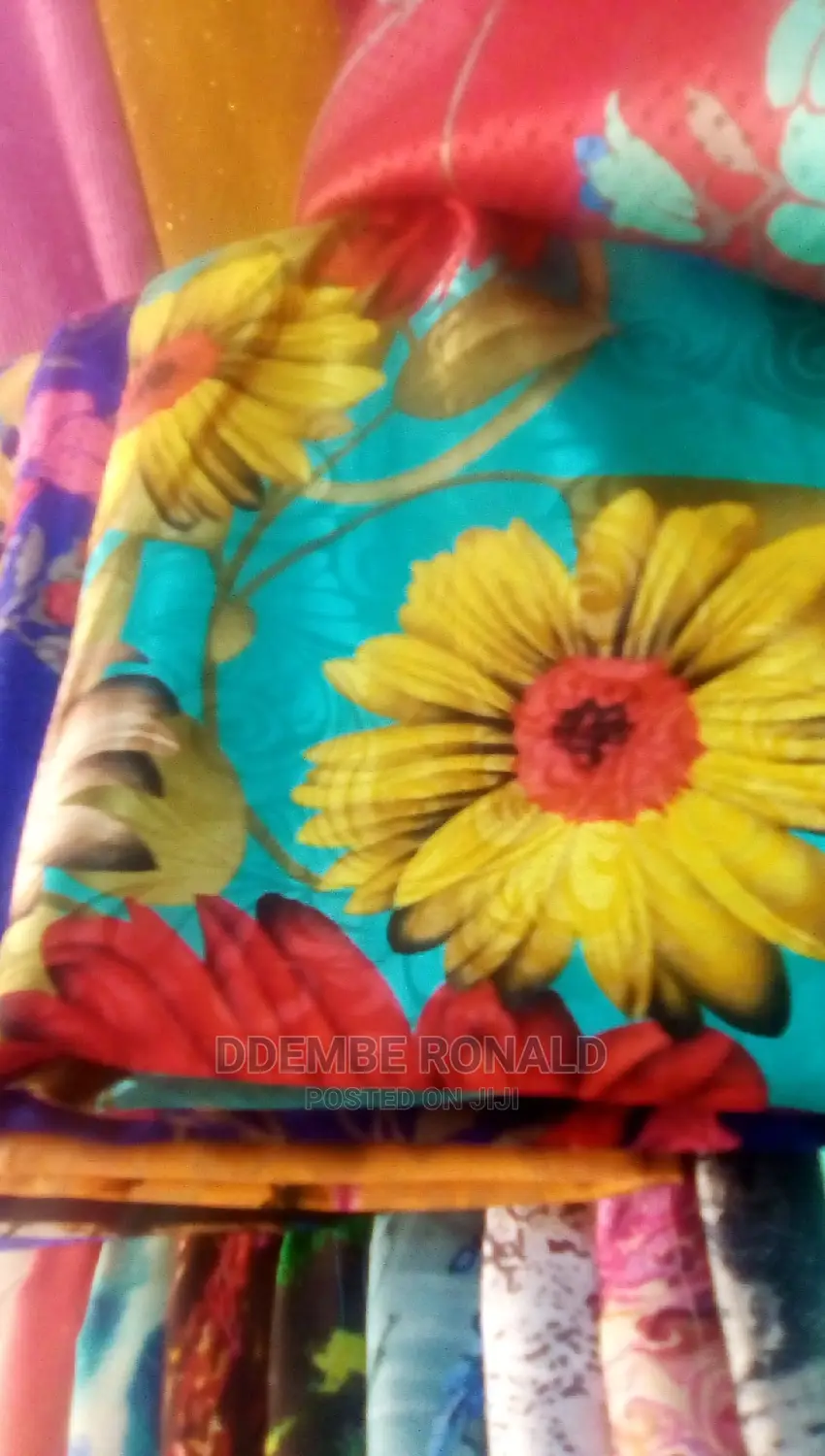 Senga's Gomesi