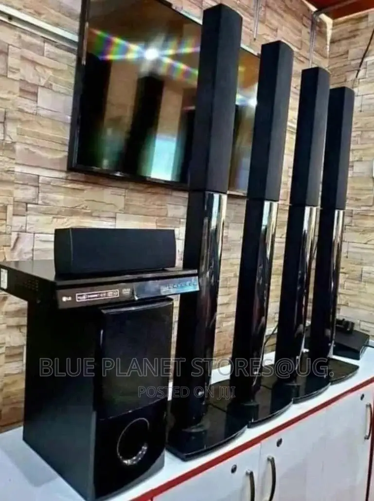 LG (657) Surround Home Theater System [1000watts]