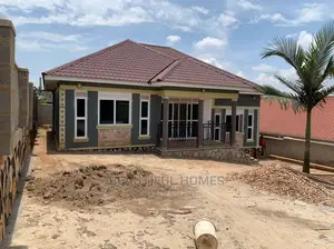 Furnished 3bdrm House in Kira for Sale