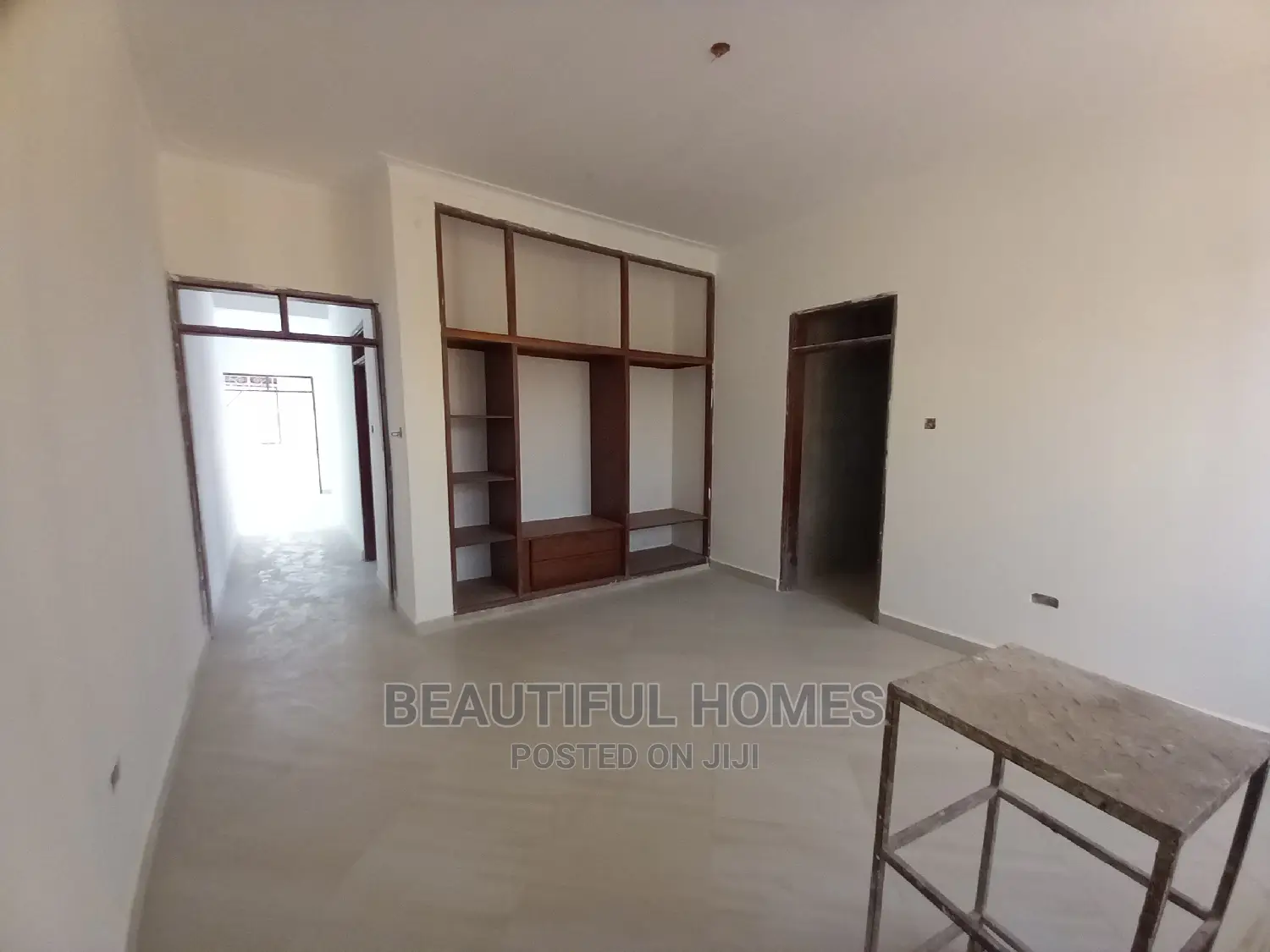 Furnished 7bdrm Mansion in Munyonyo, Makindye for Sale