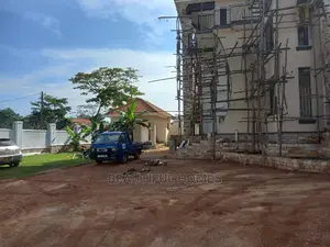 Furnished 6bdrm Mansion in Munyonyo, Makindye for Sale