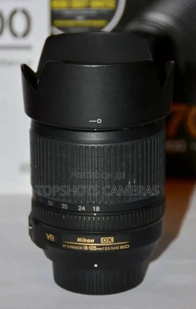 Nikon D90 18-105mm VR Lens