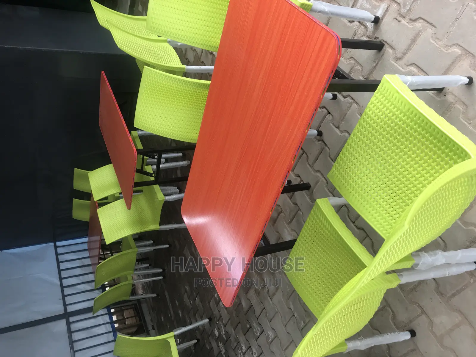 Foldable Rectangular Tables