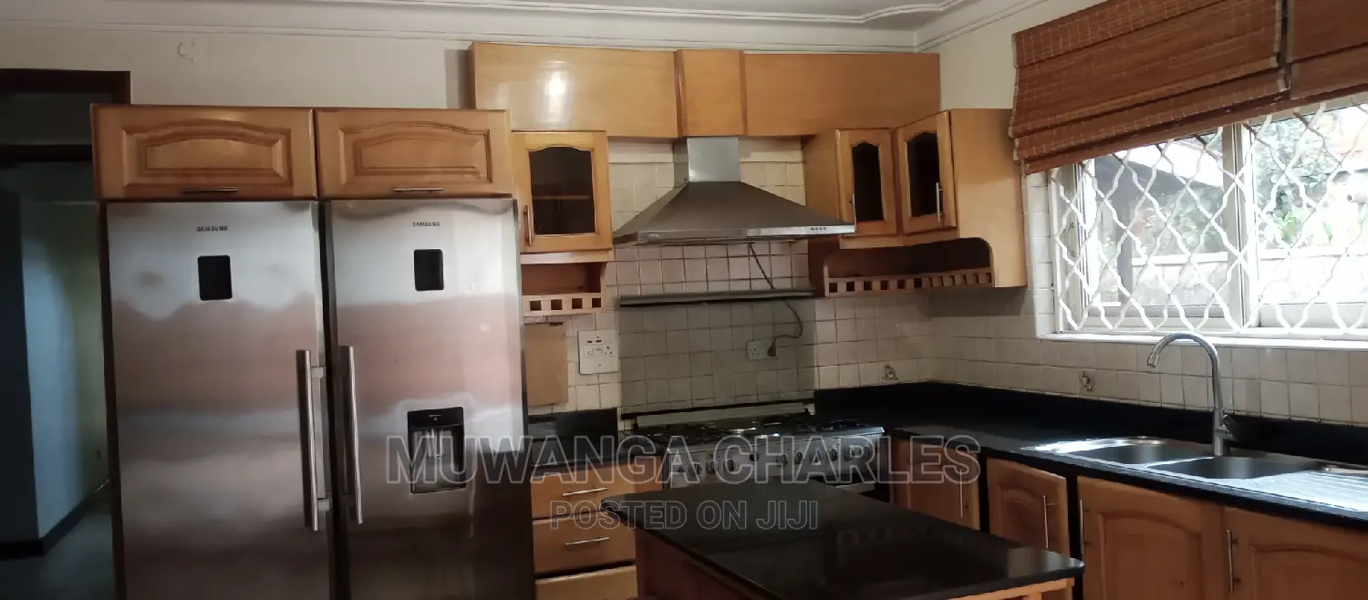 5bdrm Duplex in Fs Properties Ltd, Central Division for Rent