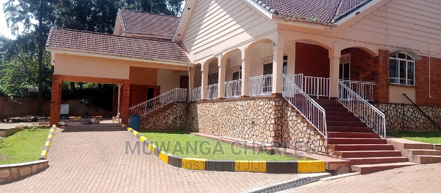5bdrm Duplex in Fs Properties Ltd, Central Division for Rent