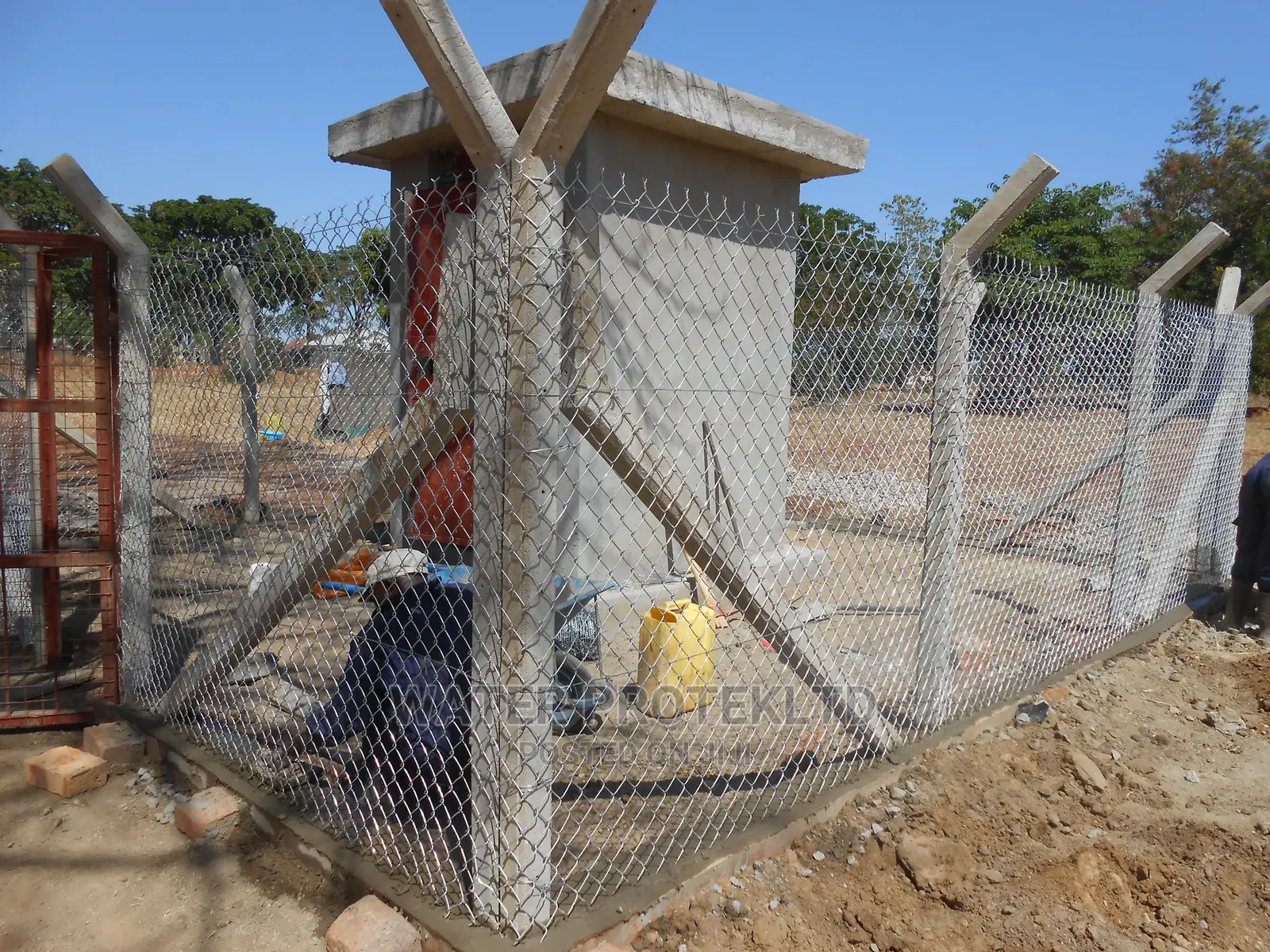 Construction of Chain Link Fencing