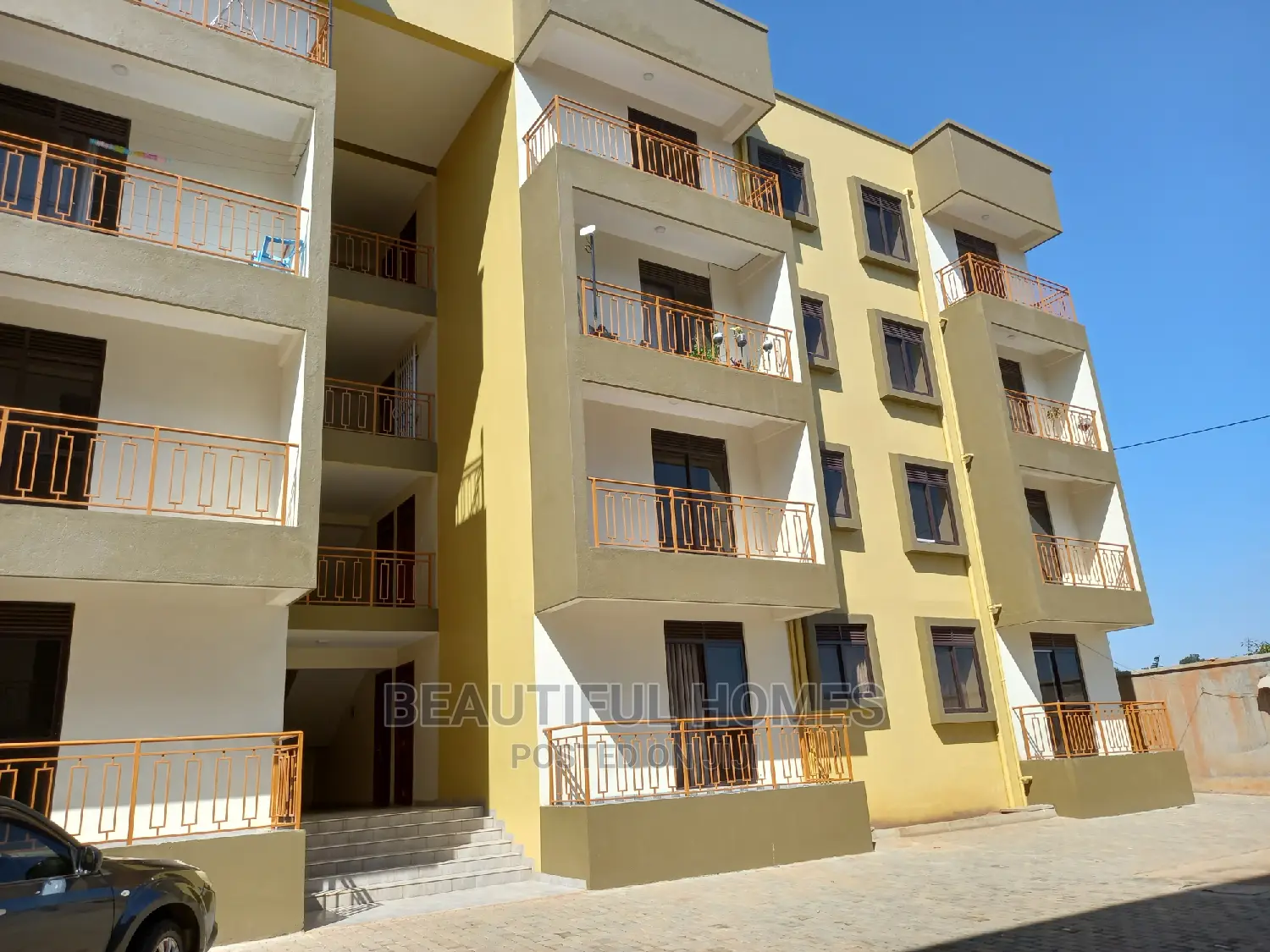 Furnished 3bdrm Condo in Kisaasi, Central Division for Sale