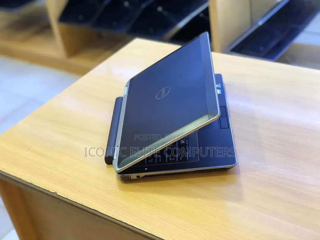 Laptop Dell Latitude E6320 4GB Intel Core i5 HDD 500GB