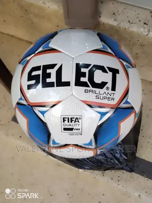 Football Select Size 5 Tubeless