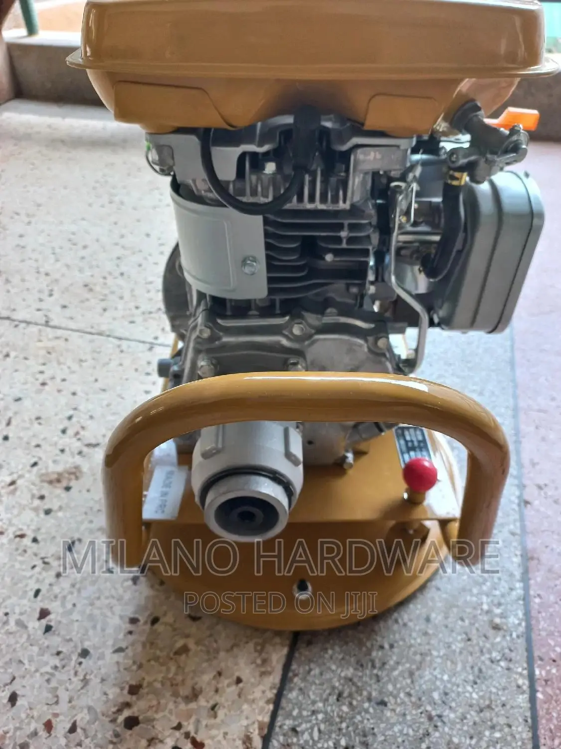 Petrol Engine Vibrator Machine