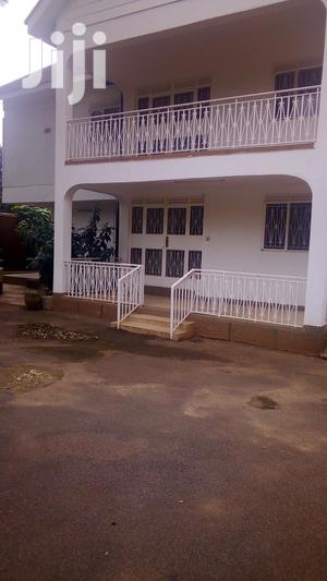 4 Rooms House For Rent